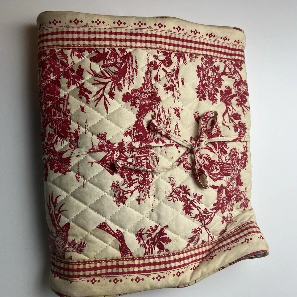 Bueno Women's Red/Cream Toile Toiletry Travel Bag STAINS/SOILING